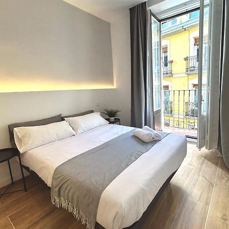 Casa De Huespedes San Andres Hotel Madrid Bagian luar foto